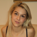 Tsilla - Sextreff in Heukewalde Profil von Tsilla, 25 Jahre, Sextreff in Heukewalde (Thüringen)